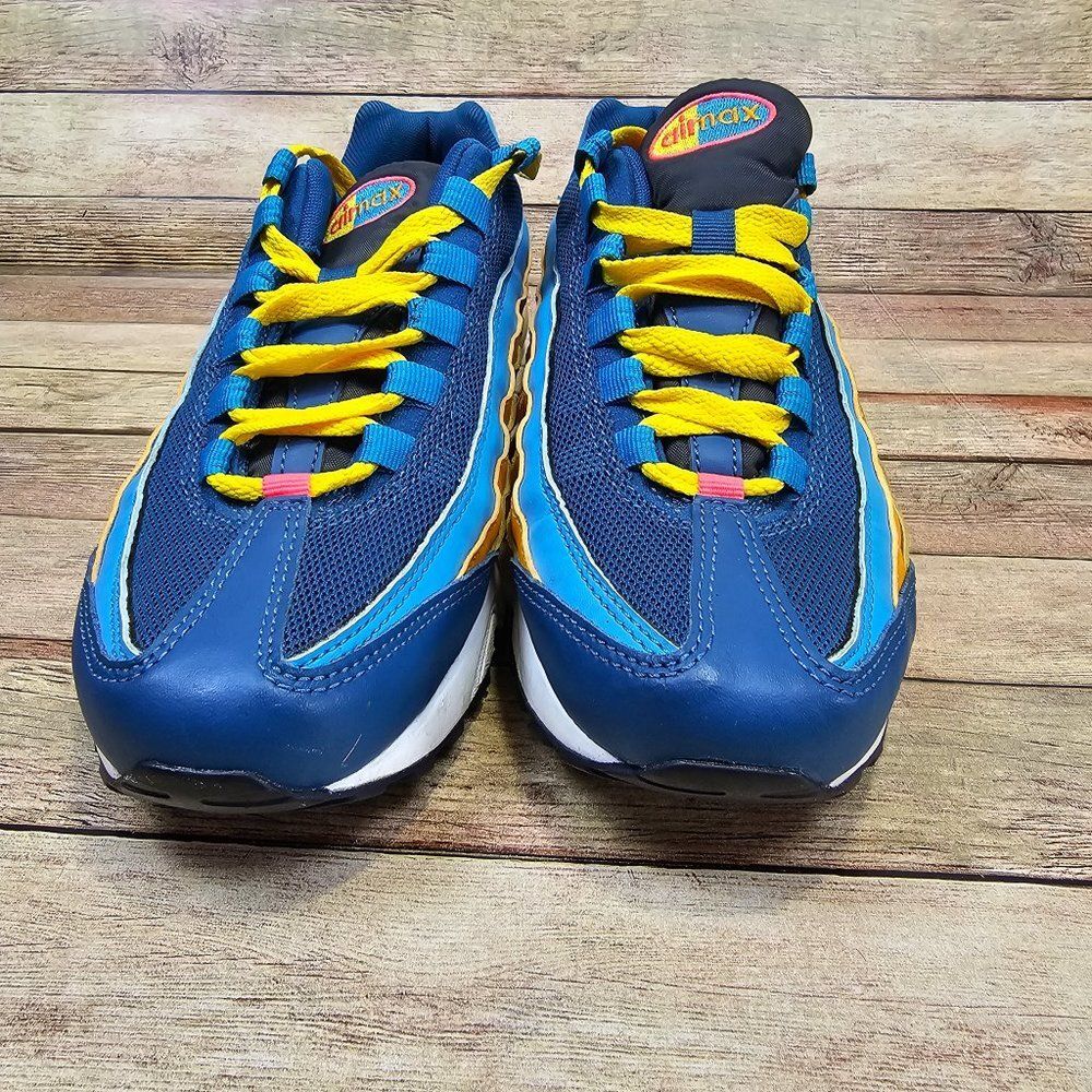 Nike Air Max 95 CJ9989-300 Size 6Y. - Picture 2 of 8